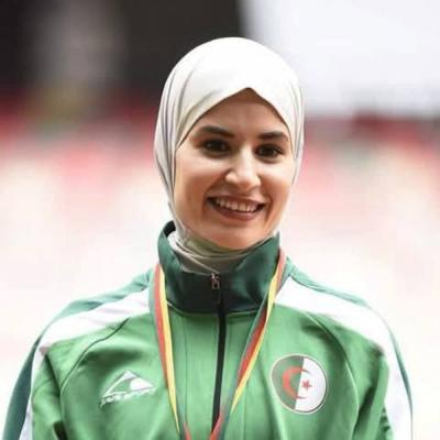 Souad Azzi signe un nouveau record national du 10 000m marche