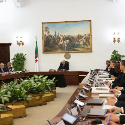 مجلس الوزراء