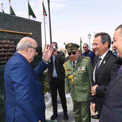 رئيس الجمهورية يخص باستقبال شعبي حار من قبل مواطني وأعيان ولاية بشار 