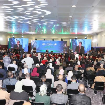 مزيان  يشرف على الطبعة الأولى للقاء الجهوي للإعلاميين والصحفيين 