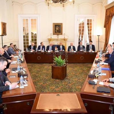 Libye : la réunion ministérielle du Mécanisme tripartite des pays voisins appelle à accélérer le règlement de la crise
