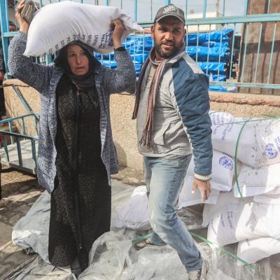 الإمدادات الإنسانية