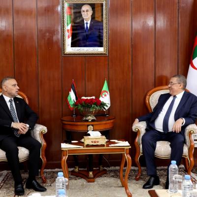 Merad reçoit l'ambassadeur de l'Etat de Palestine en Algérie