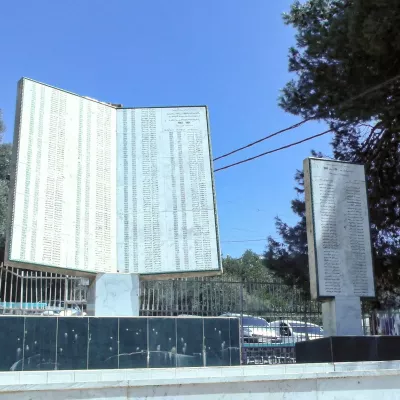 massacres_du_8_mai_1945-monument.jpg