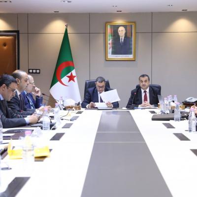 مشروع انشاء شركة وطنية للنقل الداخلي للمسافرين محور اجتماع تنسيقي بين وزيري النقل والطاقة