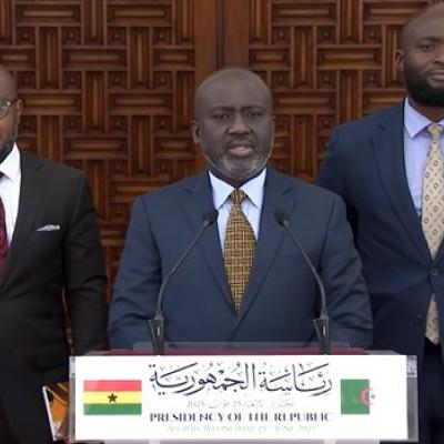 السفير الغاني يشيد بحرص رئيس الجمهورية على تعزيز الوحدة الإفريقية