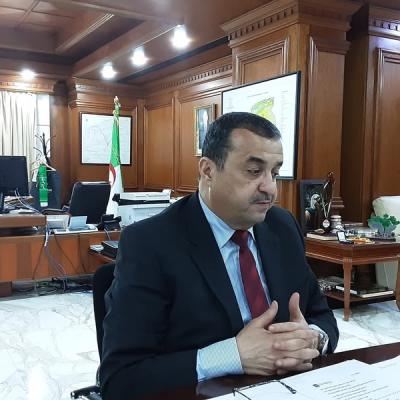 عرقاب يتحادث هاتفيا مع نظيره السوري حول تعزيز التعاون في المجال الطاقوي عرقاب يتحادث هاتفيا مع نظيره السوري حول تعزيز التعاون في المجال الطاقوي