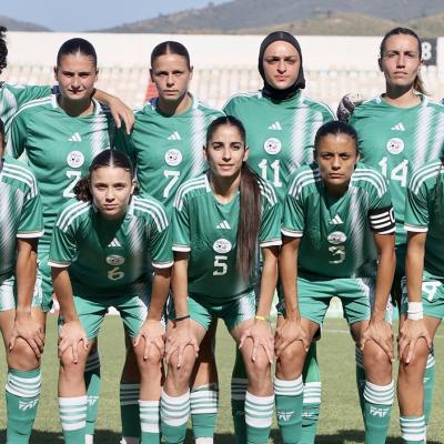 منتخب الجزائر سيدات لكرة القدم 