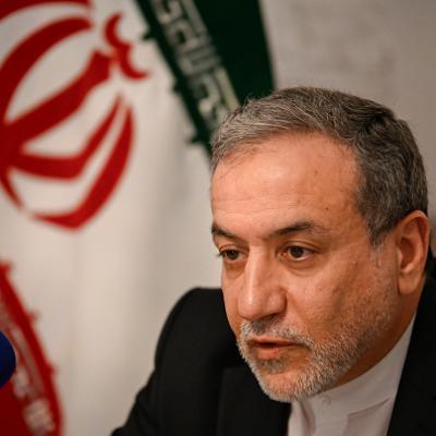 ايران سترد "بحزم" على أي انتهاك لحقوقها