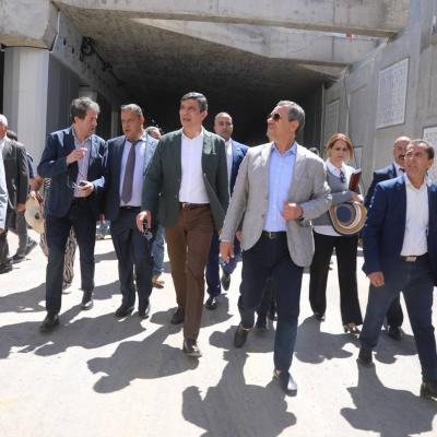 Nécessité de livrer intégralement le projet de route  reliant l'échangeur du 5 Juillet à Kheraicia dans les délais contractuels 