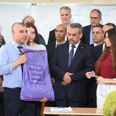 Sadaoui donne le coup d'envoi des épreuves à partir du lycée El Idrissi à Alger