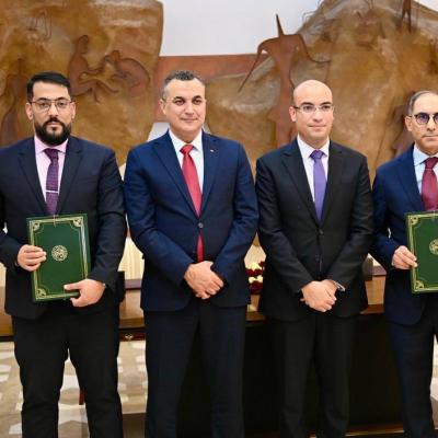 التوقيع على اتفاقية إطار بين وزارة الخارجية وبريد الجزائر لتبسيط عملية التصديق على الوثائق 