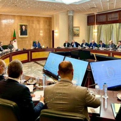 نذير العرباوي يترأس مجلس مساهمات الدولة 