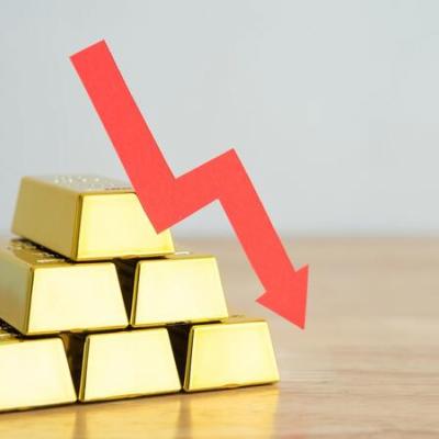 تراجع طفيف لأسعار الذهب مع صعود الدولار تراجع طفيف لأسعار الذهب مع صعود الدولار