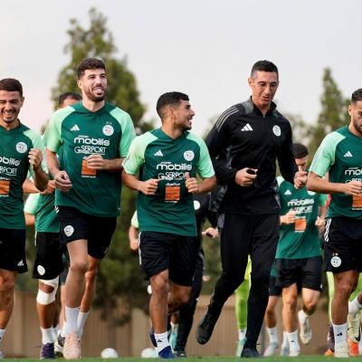 المنتخب الوطني لكرة القدم للاعبين المحليين