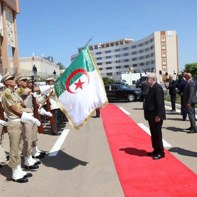 رئيس الجمهورية يشرف على مراسم الاحتفال باليوم الوطني للجيش الوطني الشعبي 