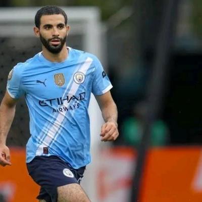 الجزائري آيت نوري ضمن تشكيلة أفضل النجوم الأفارقة