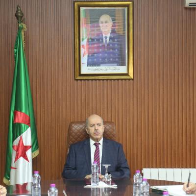 وزير العمل 
