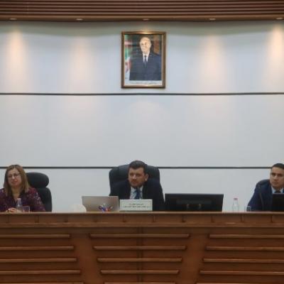 وليد يترأس لقاء وطنيا مع المستفيدين من أراضي في  الولايات الجنوبية