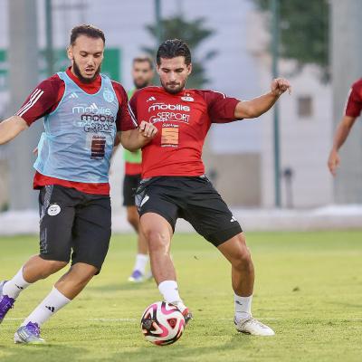 المنتخب الوطني يجري حصة تدريبية