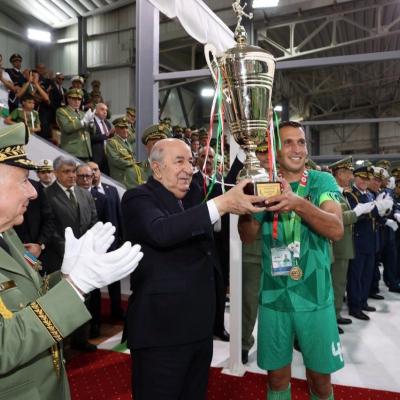 رئيس الجمهورية 