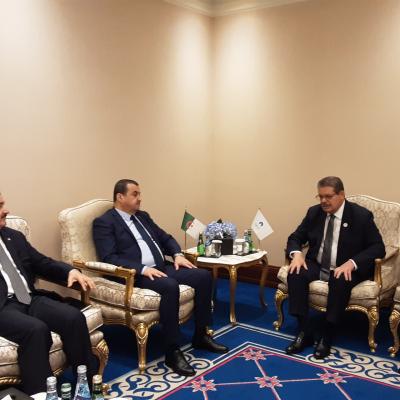 عرقاب يتحادث بالدوحة مع الأمين العام لمنتدى الدول المصدرة للغاز حول  تطورات سوق الغاز العالمية