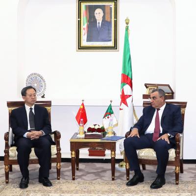 التعاون في مجال منشآت السكك الحديدية محور لقاء جلاوي مع نائب رئيس الوكالة  الصينية للتعاون الدولي