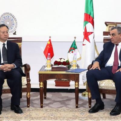 لقاء جلاوي مع نائب رئيس الوكالة  الصينية للتعاون الدولي