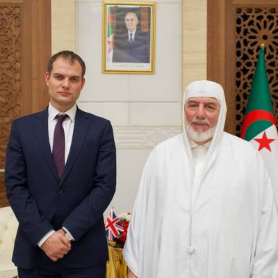 عميد جامع الجزائر يستقبل نائب كاتب الدولة البريطاني