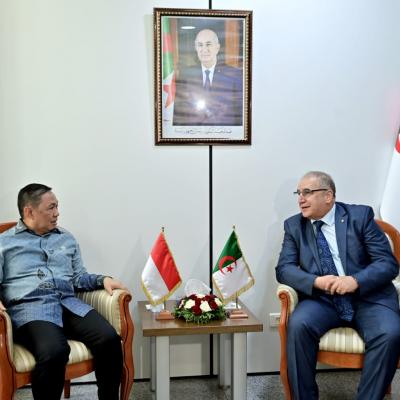 مقرمان يستقبل نائب وزير خارجية جمهورية إندونيسيا