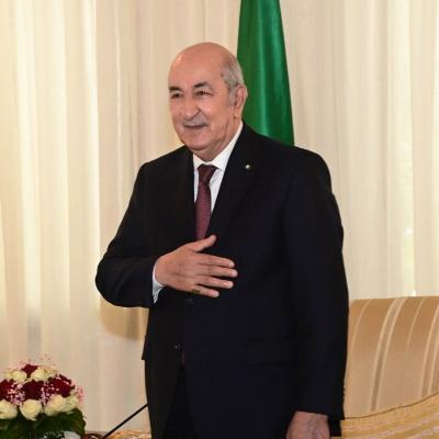 تبون مهنّئاً