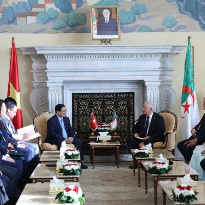 مجلس الامة : السيد ناصري يستقبل الوزير الأول الفيتنامي