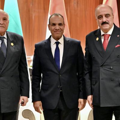 عطاف  اجتماع تنسيقي لوزراء خارجية الآلية الثلاثية لدول جوار ليبيا