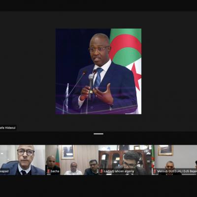 السيد حيداوي يبرز حرص قطاعه على ترقية ثقافة التطوع و ترسيخ روح المبادرة لدى  الشباب