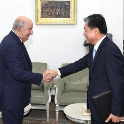 رئيس الجمهورية يستقبل سفير جمهورية كوريا