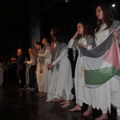 Présentation à Alger de la pièce «Palestine trahie»