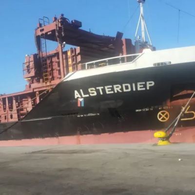 فالنسيا رسو باخرة 