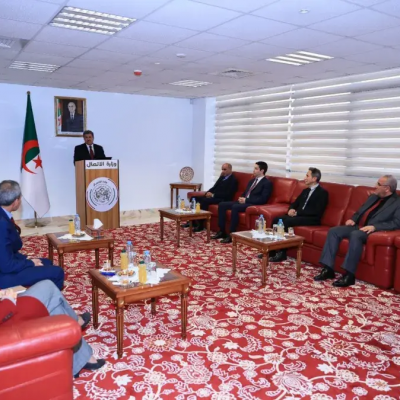  بوعمامة يشرف على إطلاق النسخة الجديدة للموقع الرسمي لوزارة الاتصال 
