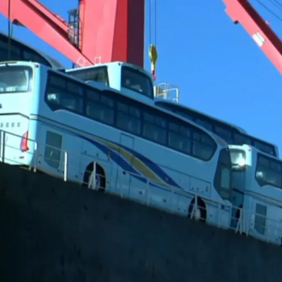  استلام 338 حافلة بميناء الجزائر و 97 أخرى  بميناء جن جن