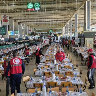 إفطار الصائمين بمحطة الخروبة بالعاصمة