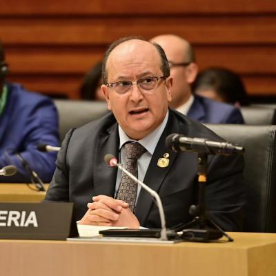 Représentant le président de la République, le Premier ministre participe à Addis-Abeba à une réunion consacrée à l'étude sur les répercussions de la qualification du colonialisme comme crime contre l'humanité