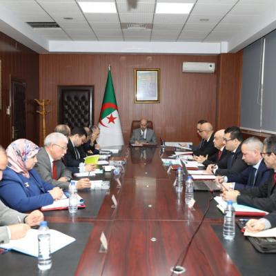 وزارة العمل 