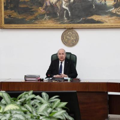 رئيس الجمهورية 