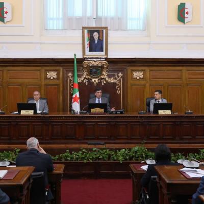 والي الجزائر