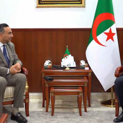 عجال يستقبل وفدا من شركة "السويدي إلكتريك الجزائر" لبحث التعاون مع  سونلغاز