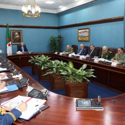 رئيس الجمهورية يترأس اجتماعا للمجلس الأعلى للأمن 