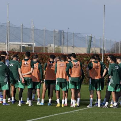 الخضر يواصلون تحضيراتهم تحسبا  لمواجهة غواتيمالا 