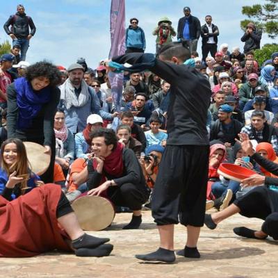 جانب من أحد عروض فن الحلقة 