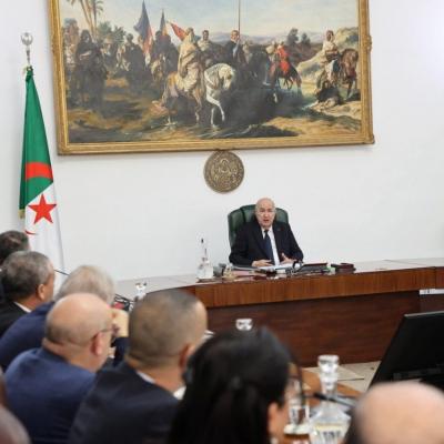 رئيس الجمهورية 