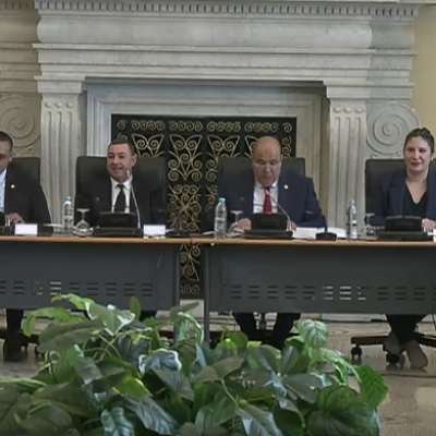 وزير الداخلية والجماعات المحلية والنقل